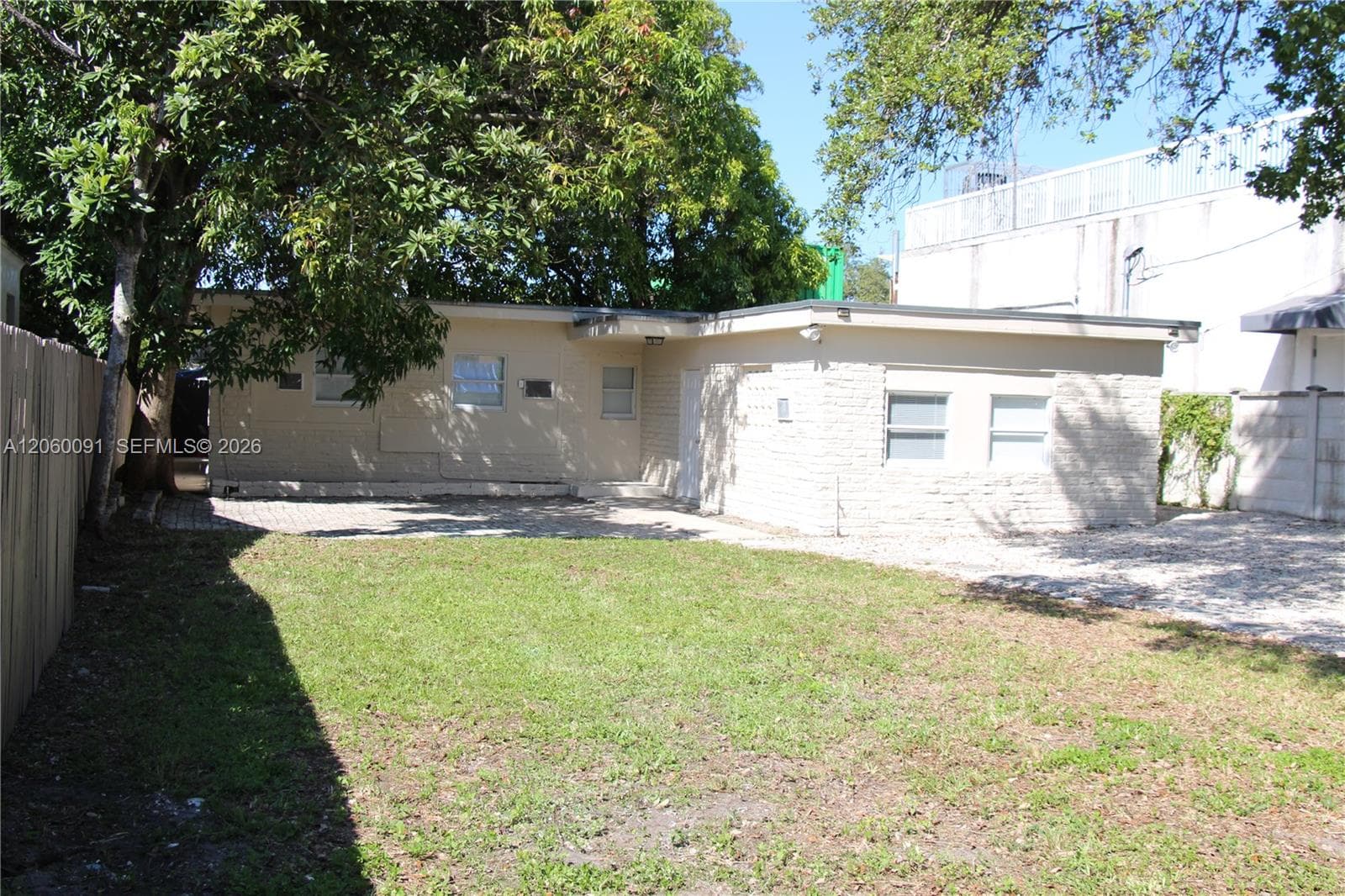 225 NW 59th St # B, Miami, FL 33127 — zdjęcie 3