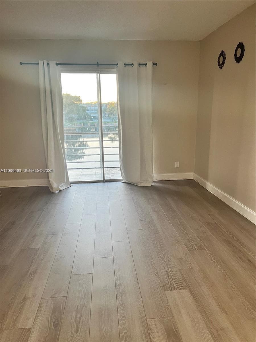 2775 Taft St # 305, Hollywood, FL 33020