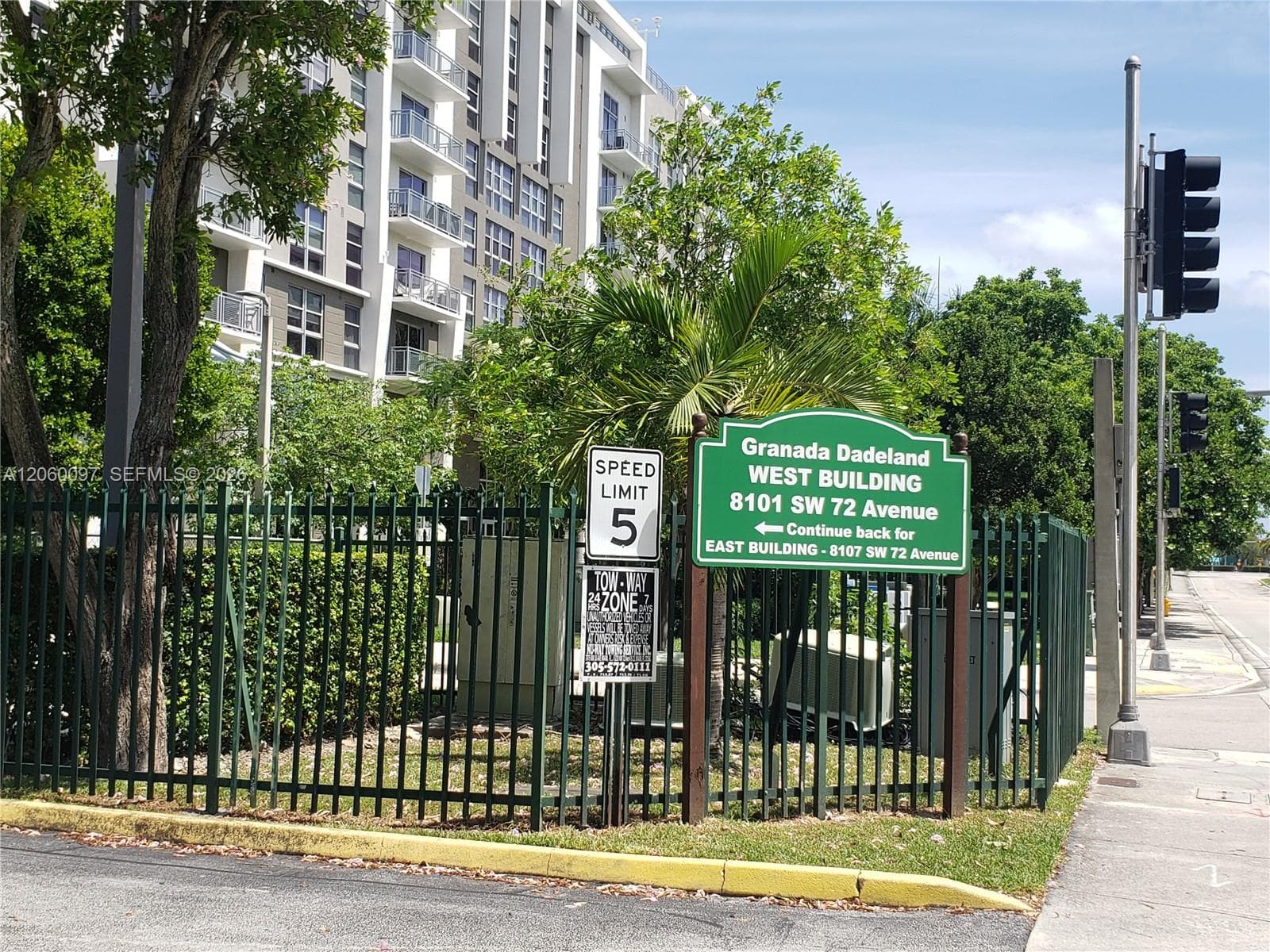 8107 SW 72nd Ave # 416E, Miami, FL 33143 — zdjęcie 2