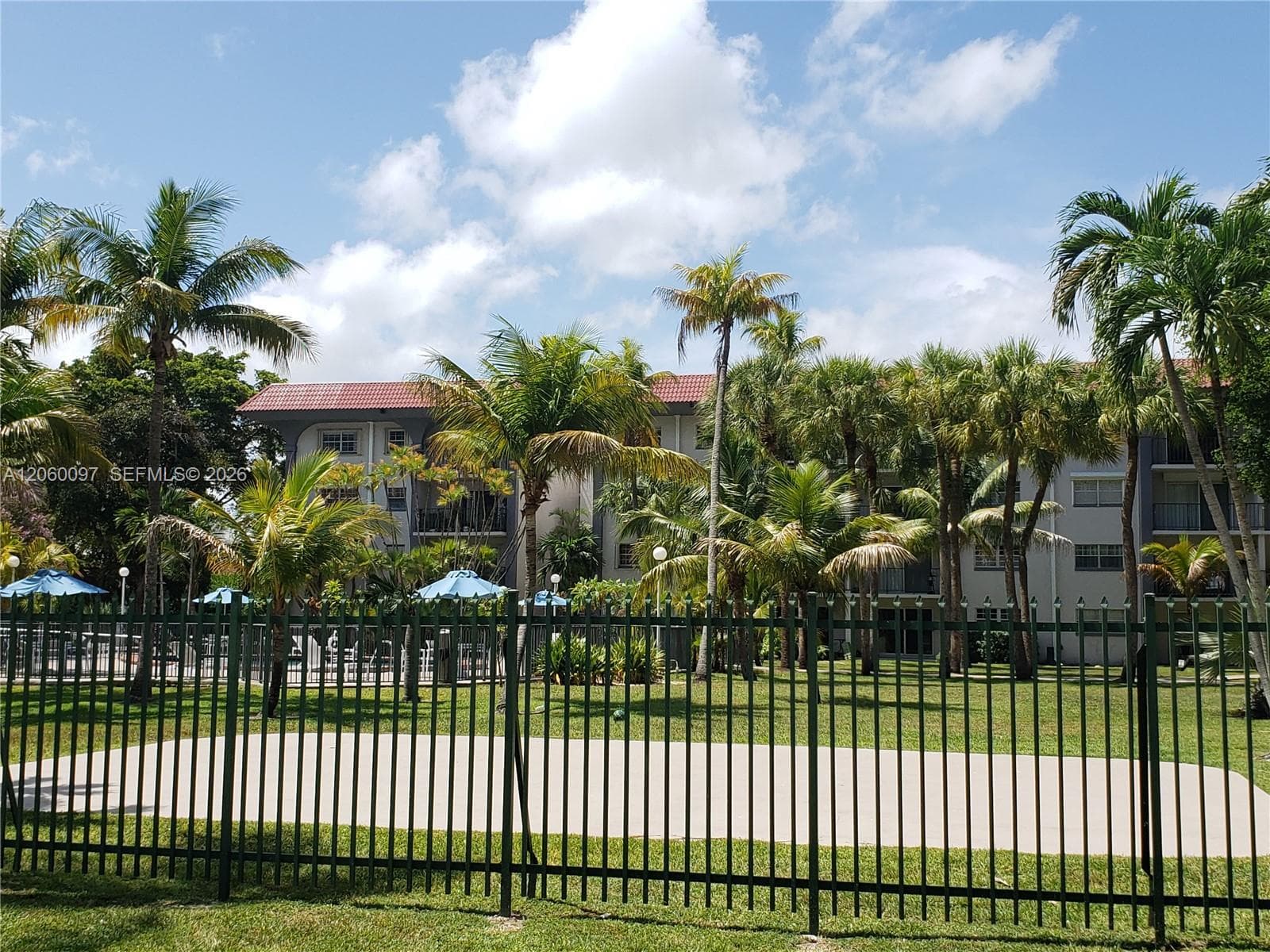 8107 SW 72nd Ave # 416E, Miami, FL 33143 — zdjęcie 3