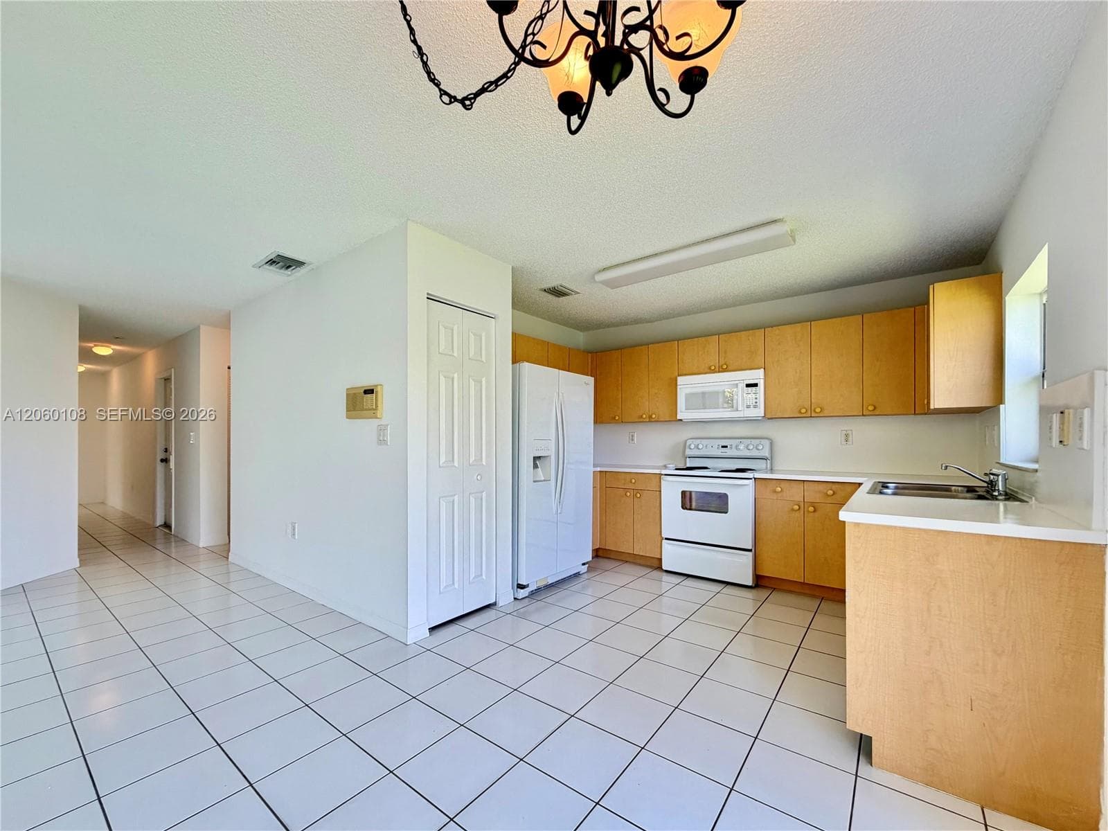 7557 SW 164th Ct, Miami, FL 33193 — zdjęcie 5