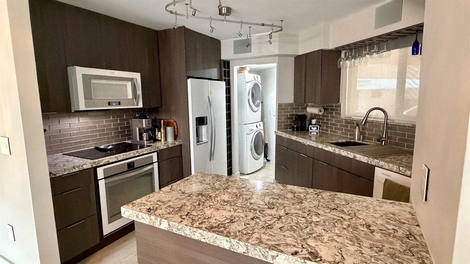 2571 TIGERTAIL Avenue, Miami, FL 33133 — zdjęcie 4
