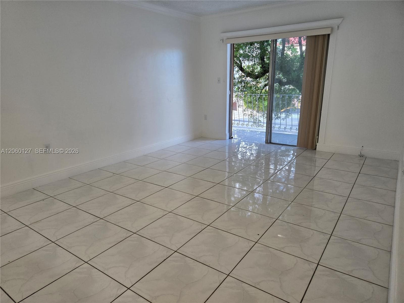 6200 W Flagler St # 201, Miami, FL 33144 — zdjęcie 3