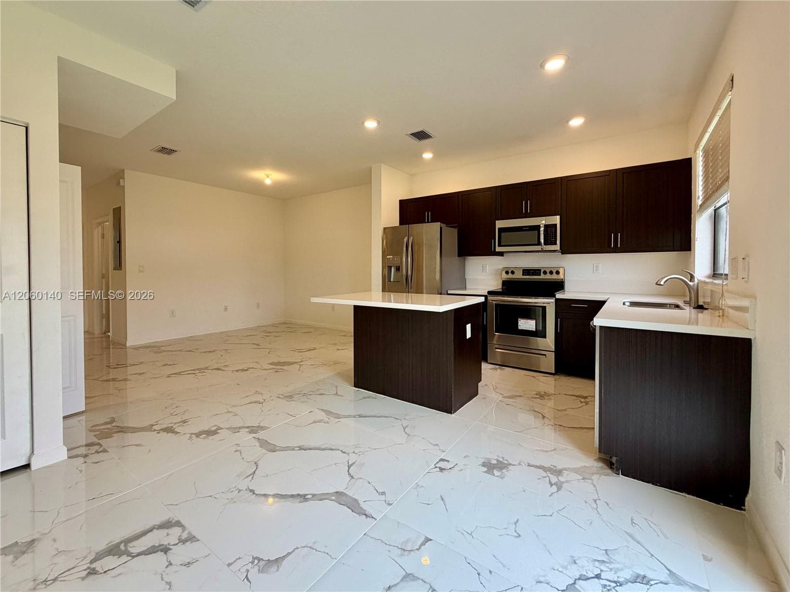 18110 SW 148th Rd, Miami, FL 33187 — zdjęcie 5