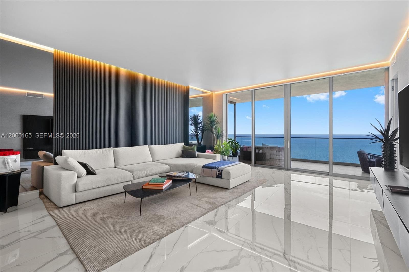 18975 Collins Ave # 3303, Sunny Isles Beach, FL 33160 — zdjęcie 2