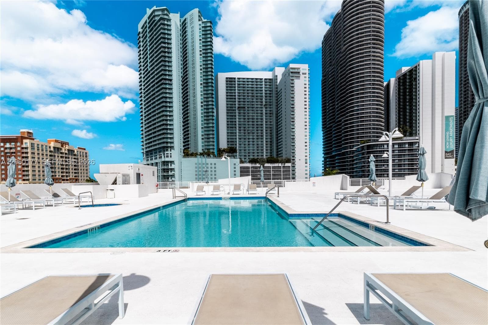1800 Biscayne Plaza — zdjęcie 3