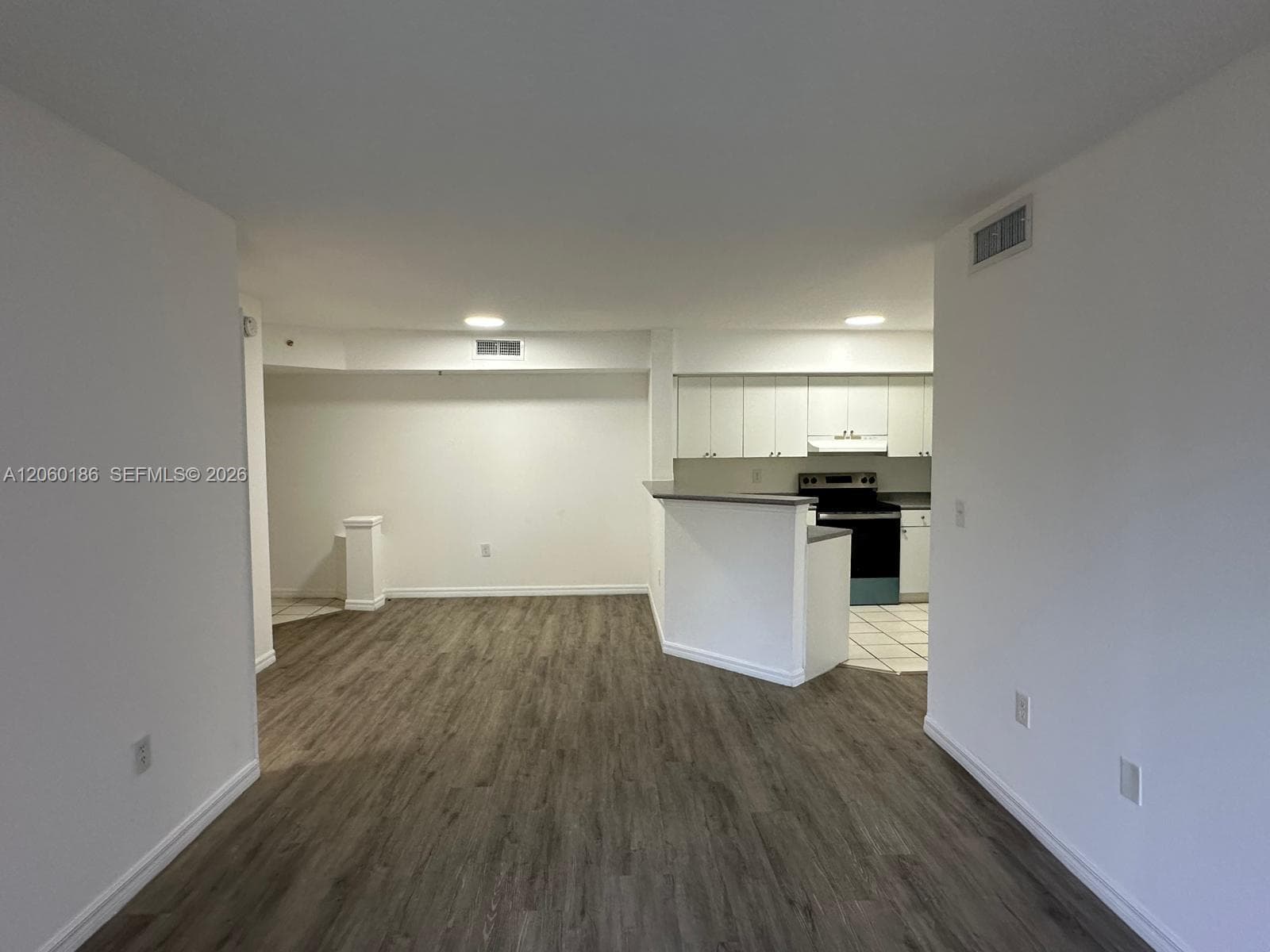 17602 NW 25th Ave # 304, Miami Gardens, FL 33056 — zdjęcie 2