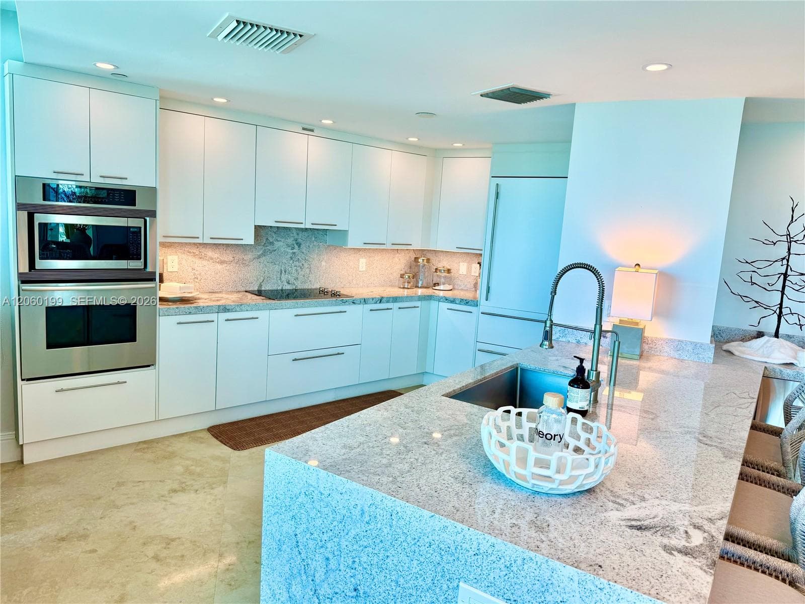 1200 Holiday Dr # 705, Fort Lauderdale, FL 33316 — zdjęcie 3