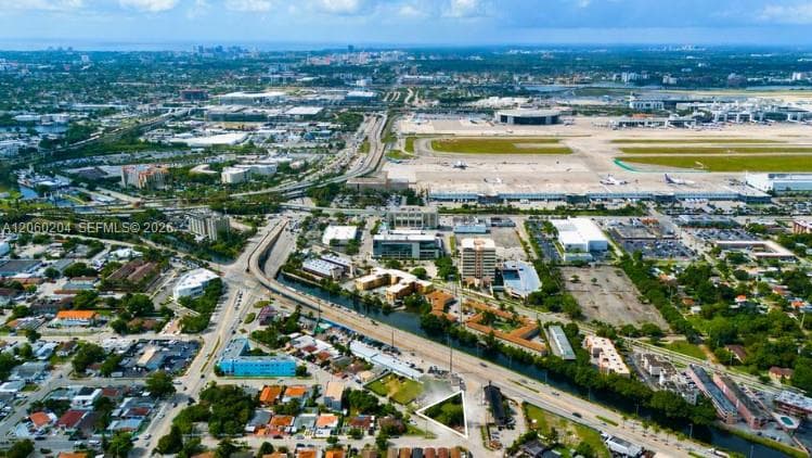 699 E Okeechobee Rd, Hialeah, FL 33010 — zdjęcie 5