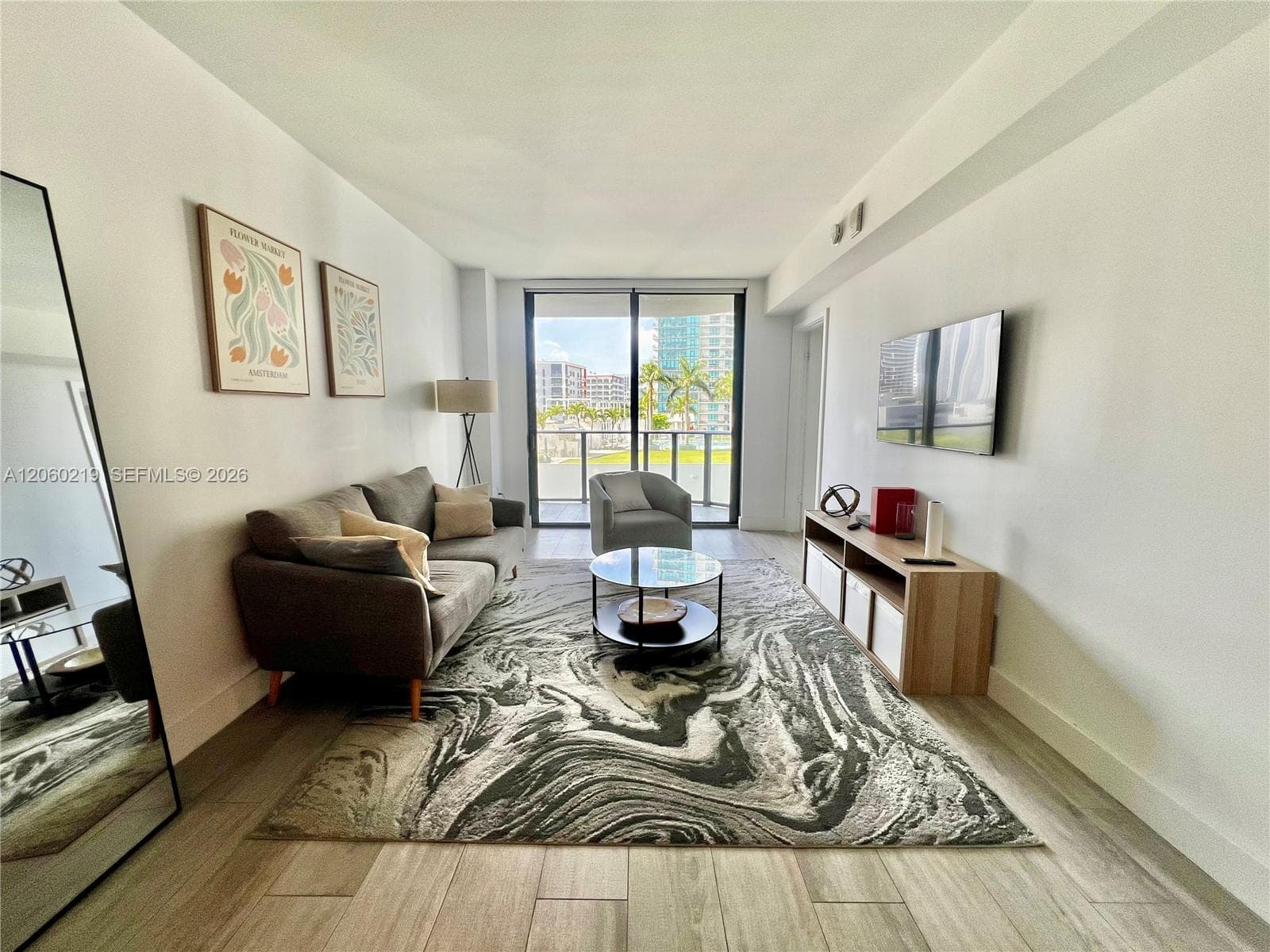 121 NE 34th St # 803, Miami, FL 33137 — zdjęcie 2