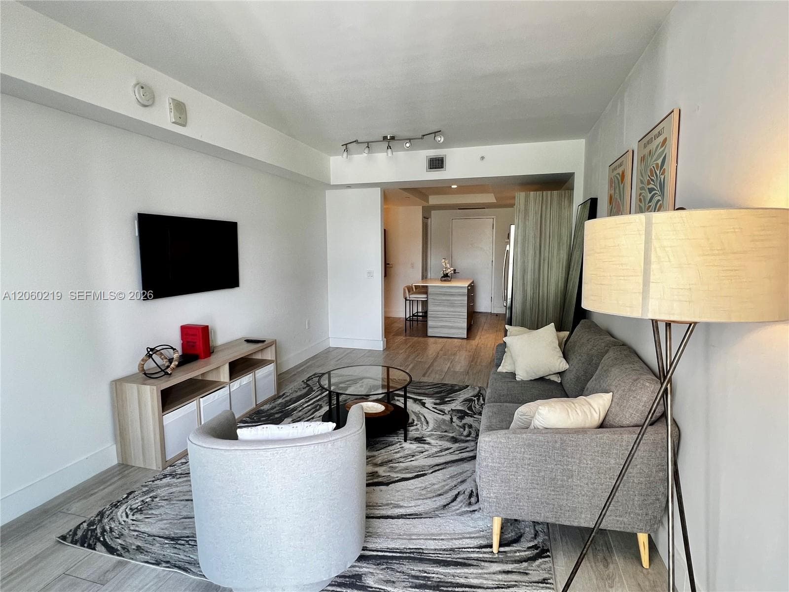 121 NE 34th St # 803, Miami, FL 33137 — zdjęcie 3