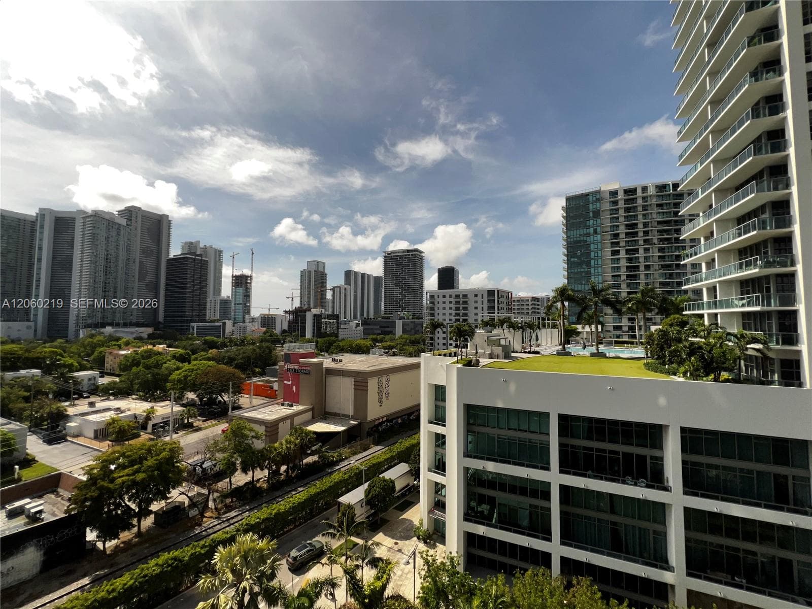 121 NE 34th St # 803, Miami, FL 33137