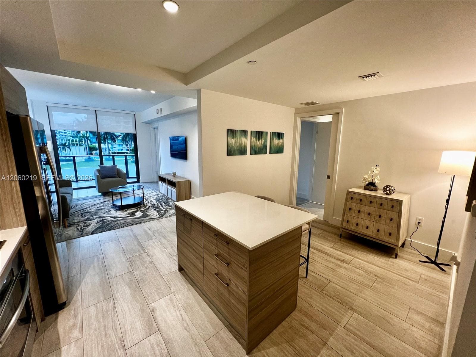 121 NE 34th St # 803, Miami, FL 33137 — zdjęcie 5