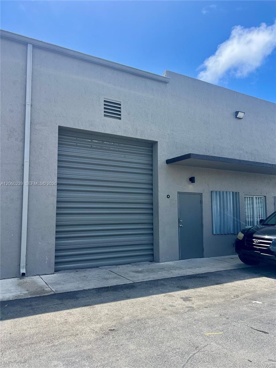 16215 SW 117th Ave # 4, Miami, FL 33177