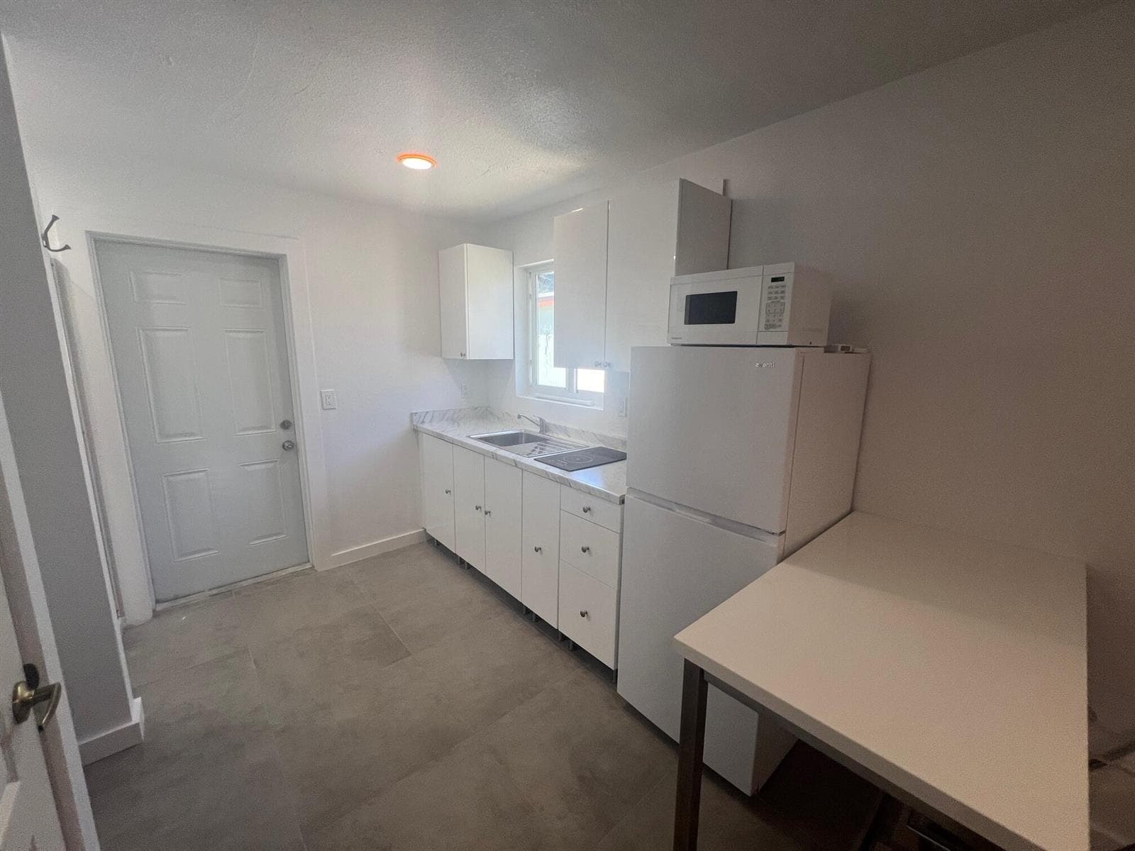 1244 W 27TH Street # B, Riviera Beach, FL 33404