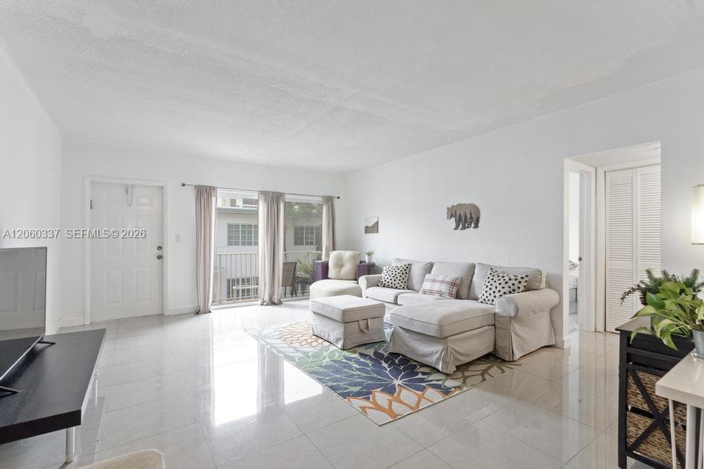 9280 Bay Harbor Ter # 26, Bay Harbor Islands, FL 33154 — zdjęcie 3