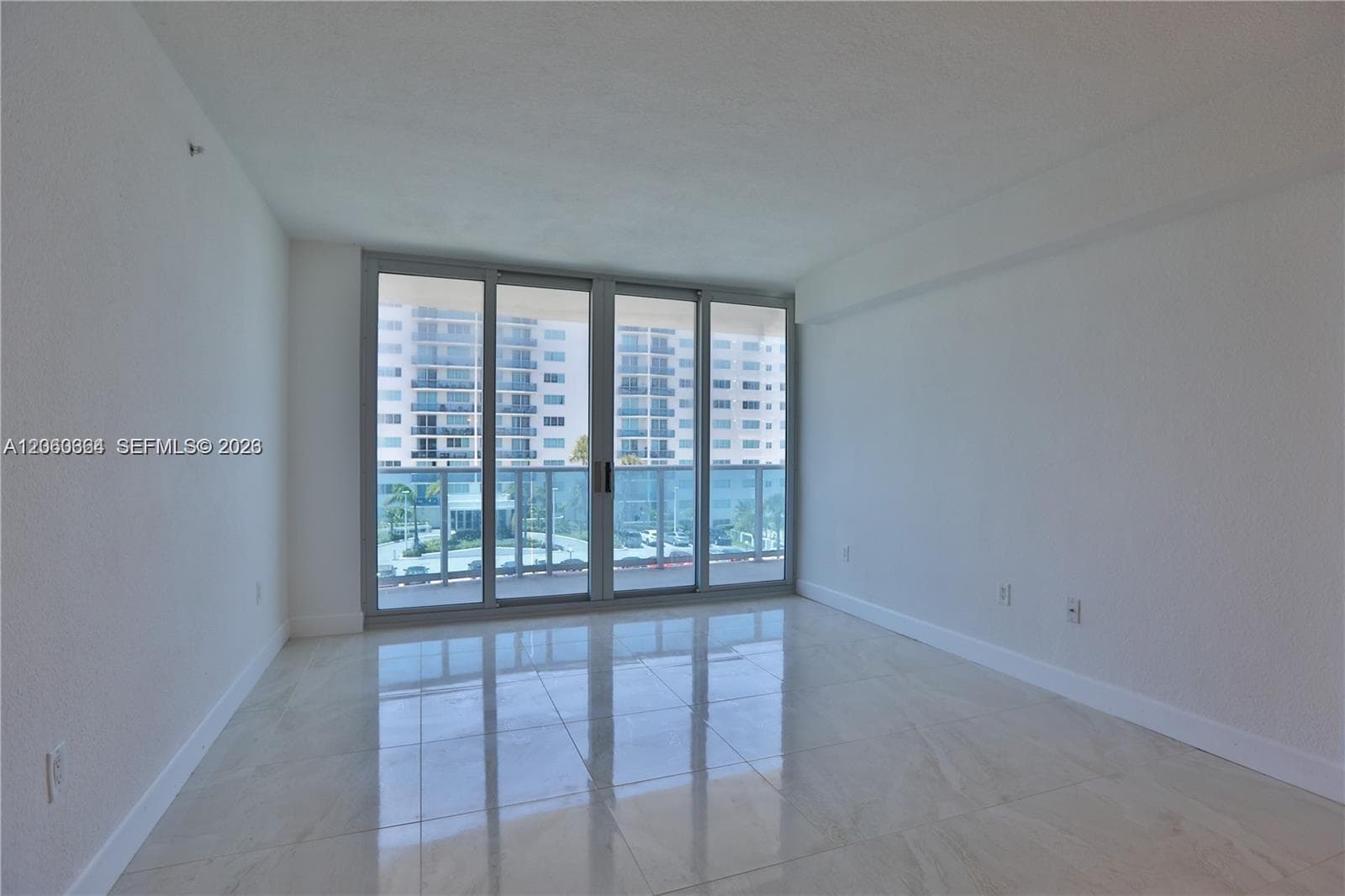 7501 E Treasure Dr # 4K, North Bay Village, FL 33141 — zdjęcie 5