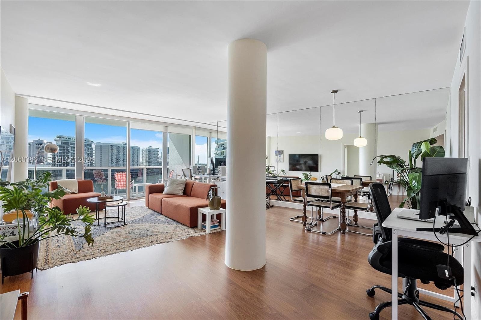 900 Bay Dr # 716+Dock Slip available, Miami Beach, FL 33141 — zdjęcie 5