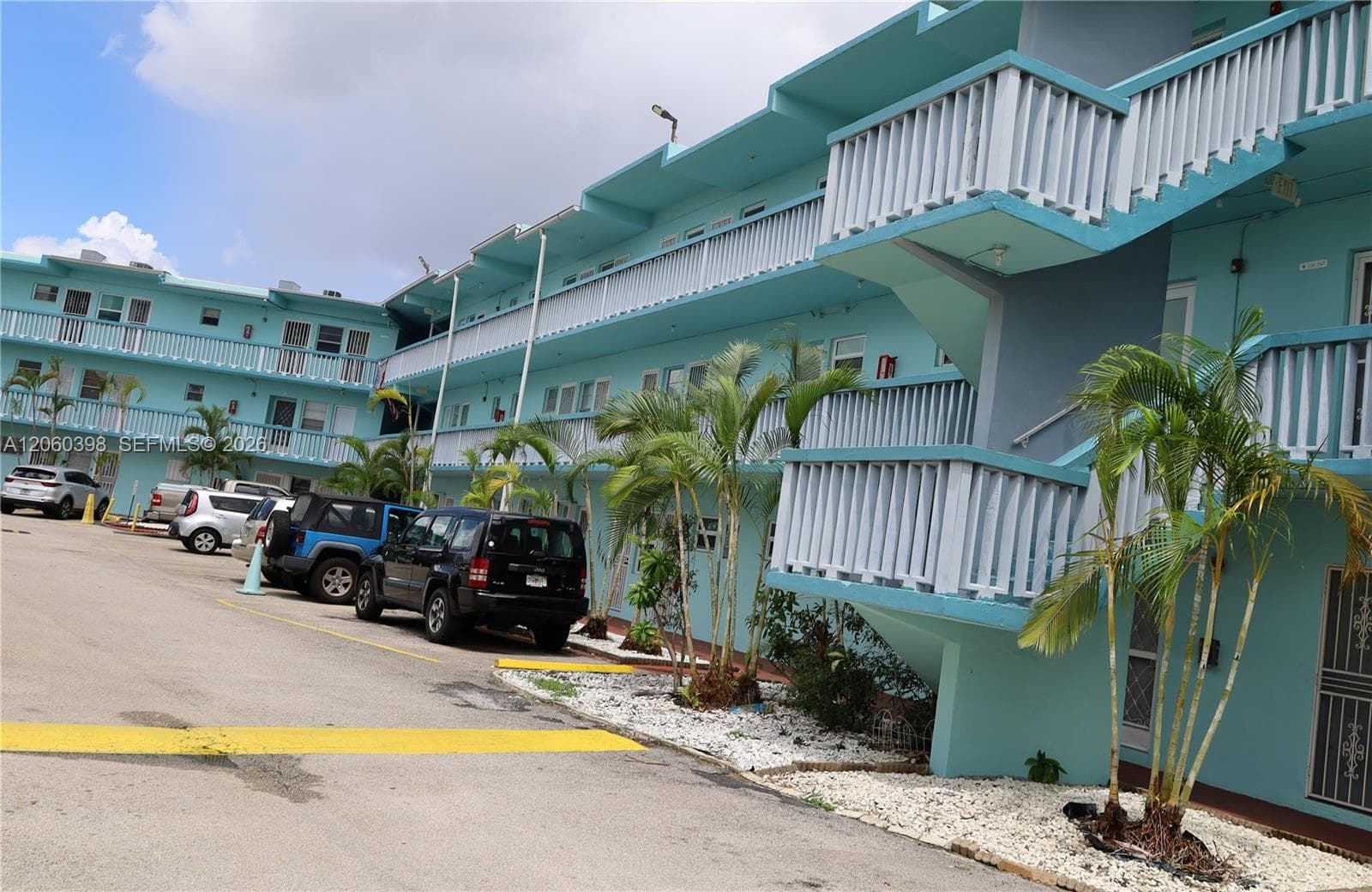 1501 NE Miami Gardens Dr # 351, Miami, FL 33179