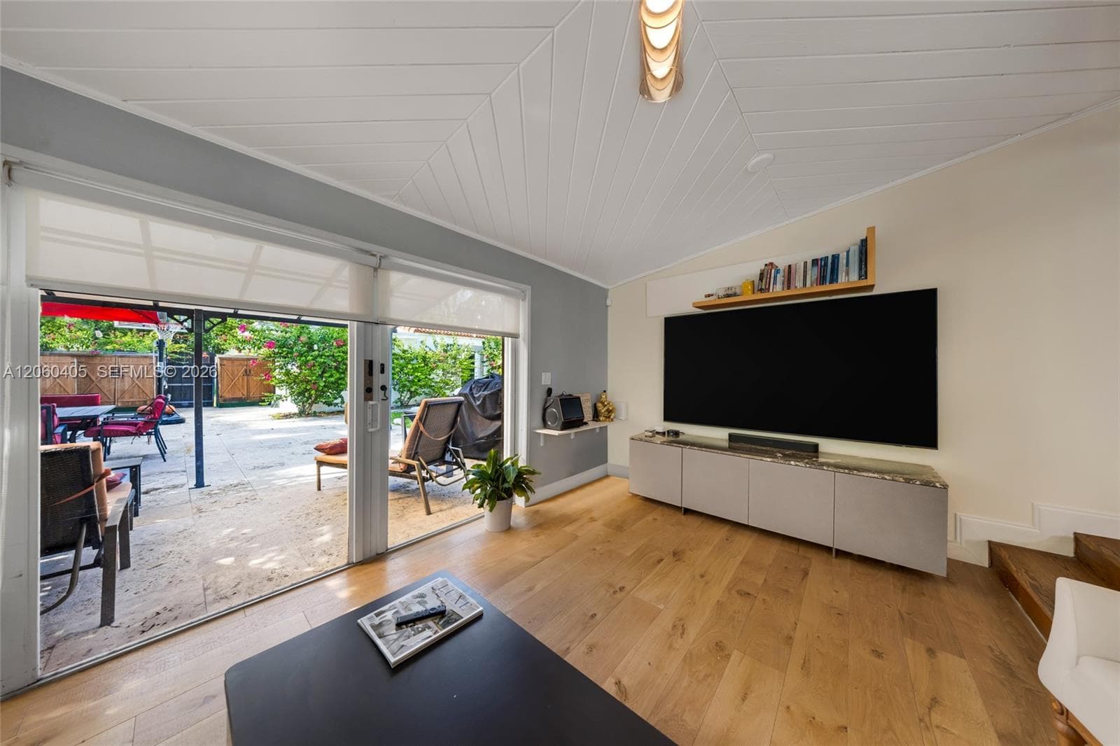 1324 Normandy Dr, Miami Beach, FL 33141 — zdjęcie 3