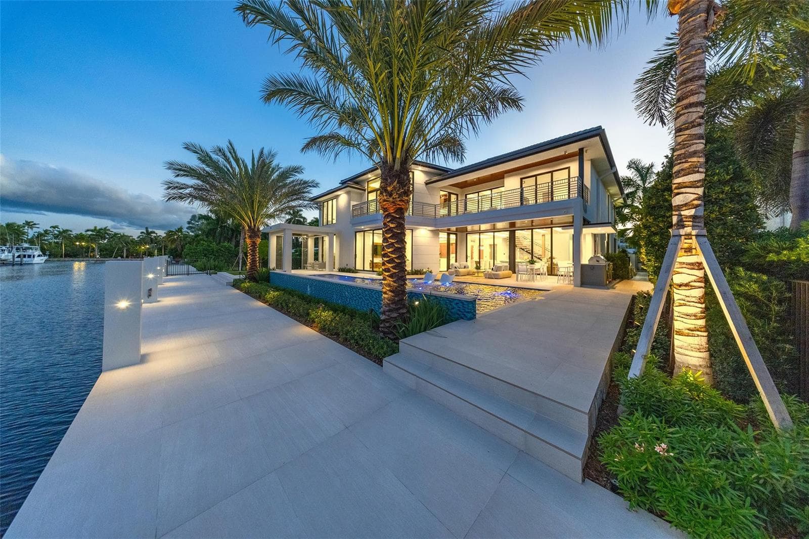 24 FIESTA Way, Fort Lauderdale, FL 33301 — zdjęcie 4