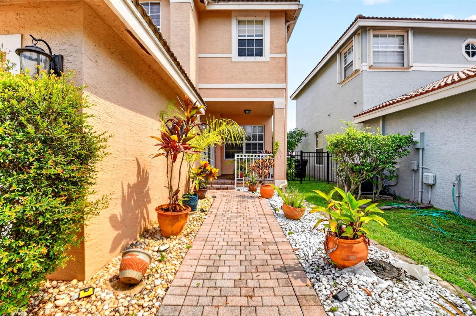 5018 Starblaze Drive, FL 33463 — zdjęcie 4