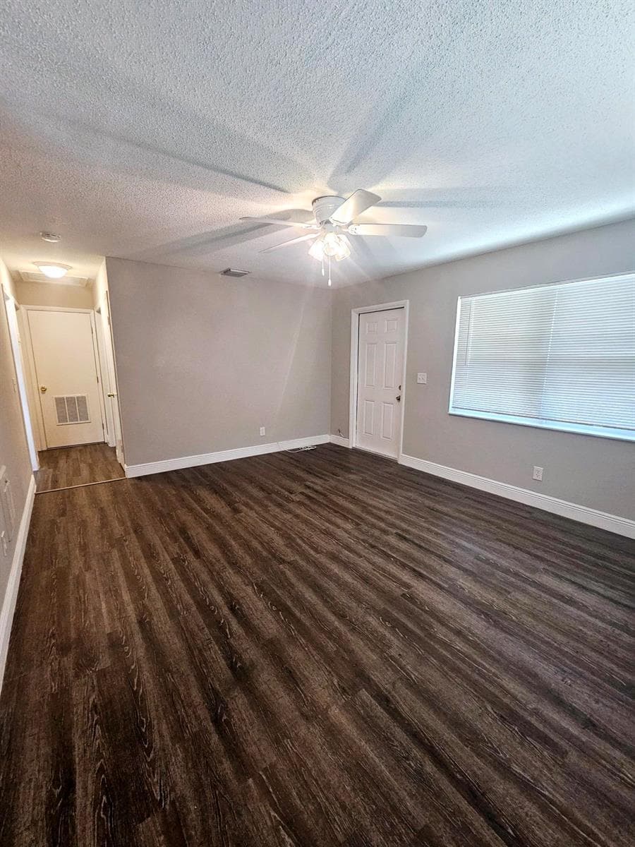 1556 W 20TH Street, Riviera Beach, FL 33404 — zdjęcie 5