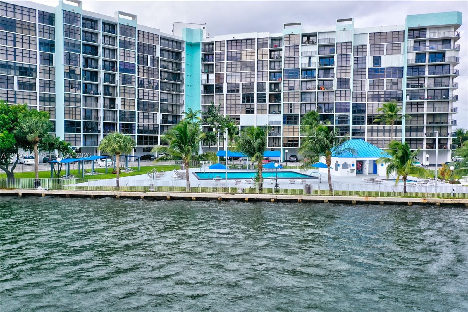 200 Leslie Dr # 329, Hallandale Beach, FL 33009 — zdjęcie 2