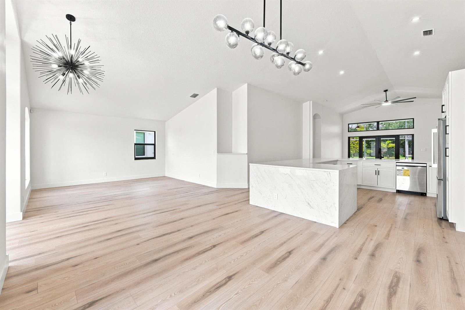 15931 CANOSA Court, Wellington, FL 33414 — zdjęcie 3