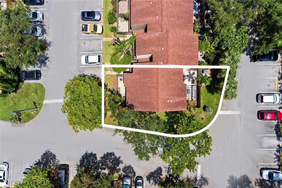 324 CITY VIEW Drive, Fort Lauderdale, FL 33311 — zdjęcie 2
