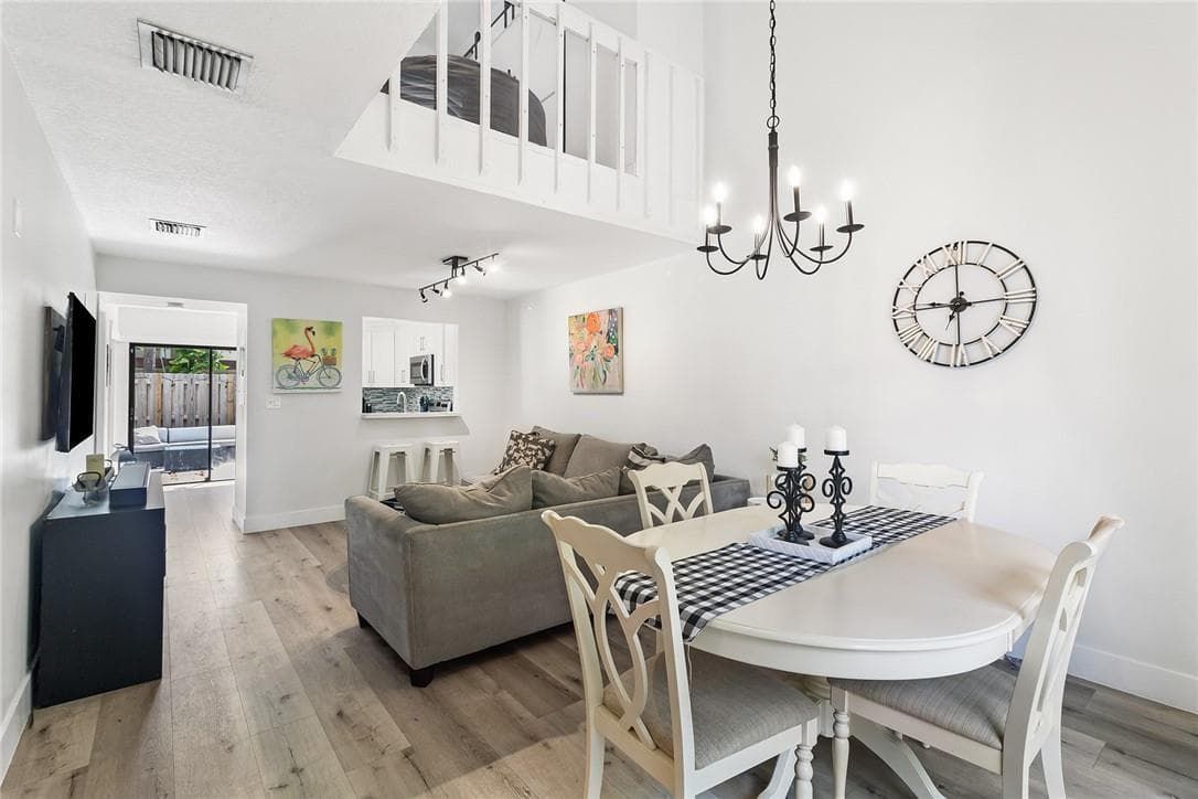 324 CITY VIEW Drive, Fort Lauderdale, FL 33311 — zdjęcie 4