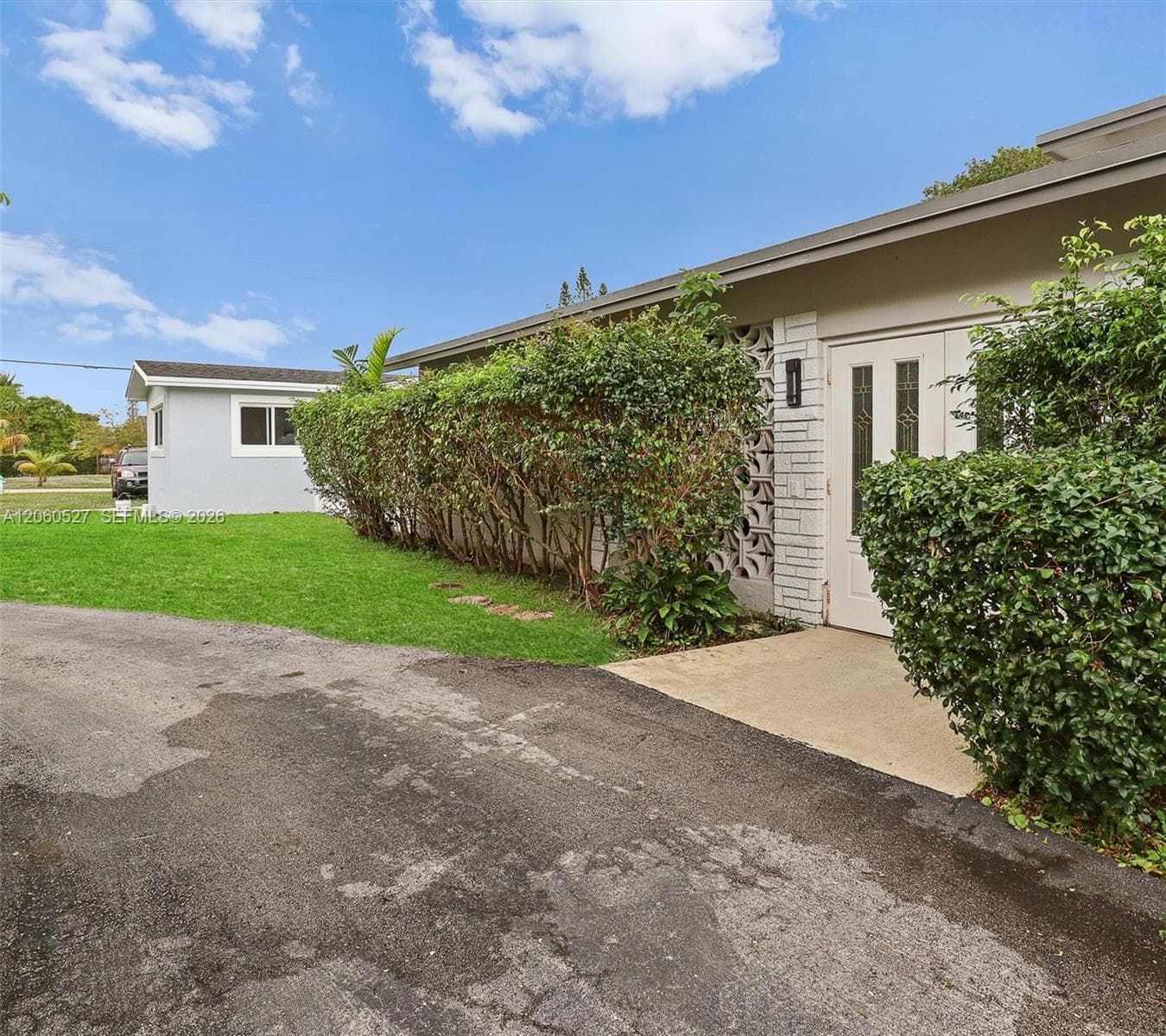 4810 Johnson St, Hollywood, FL 33021 — zdjęcie 3