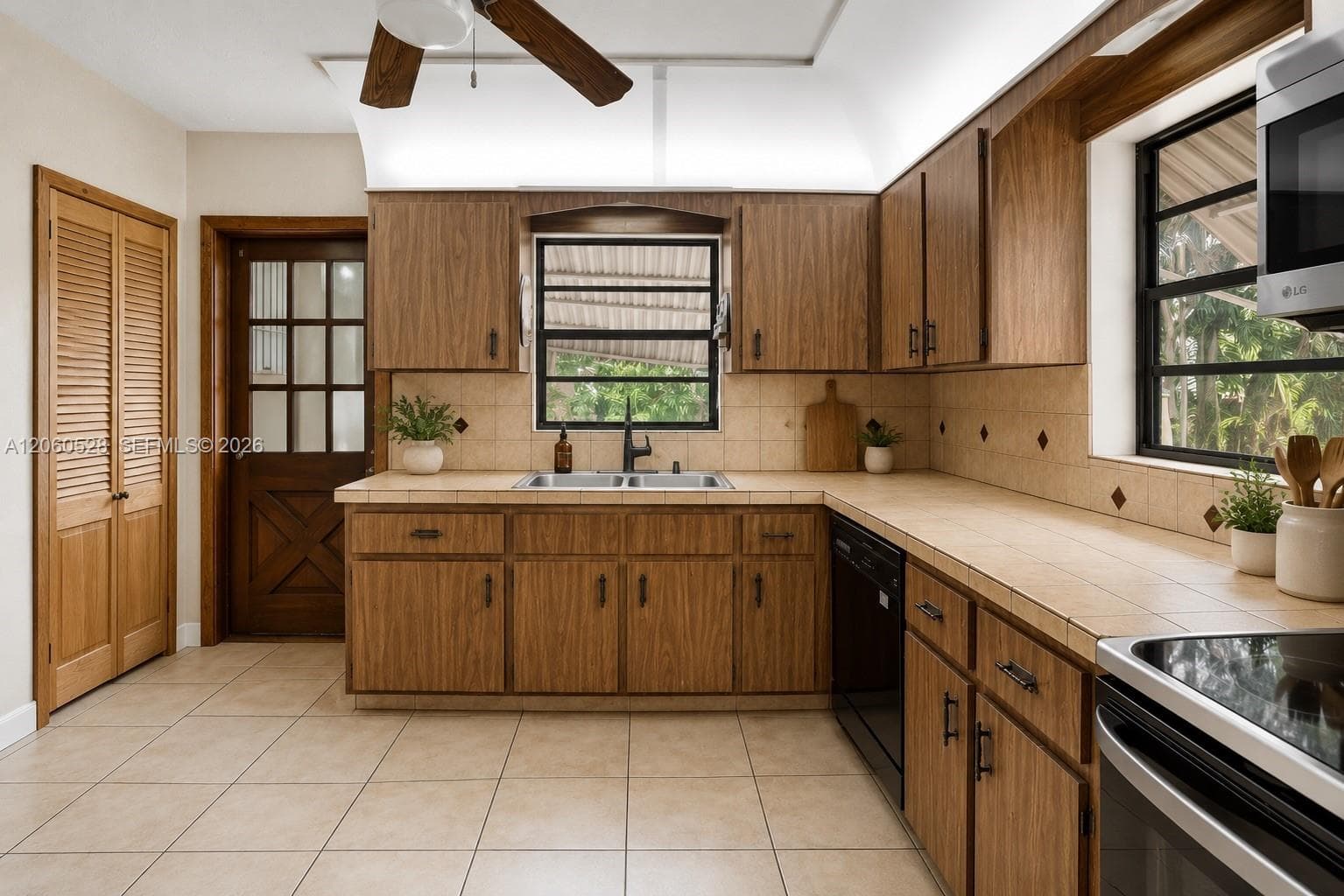 2619 Arthur St, Hollywood, FL 33020 — zdjęcie 5