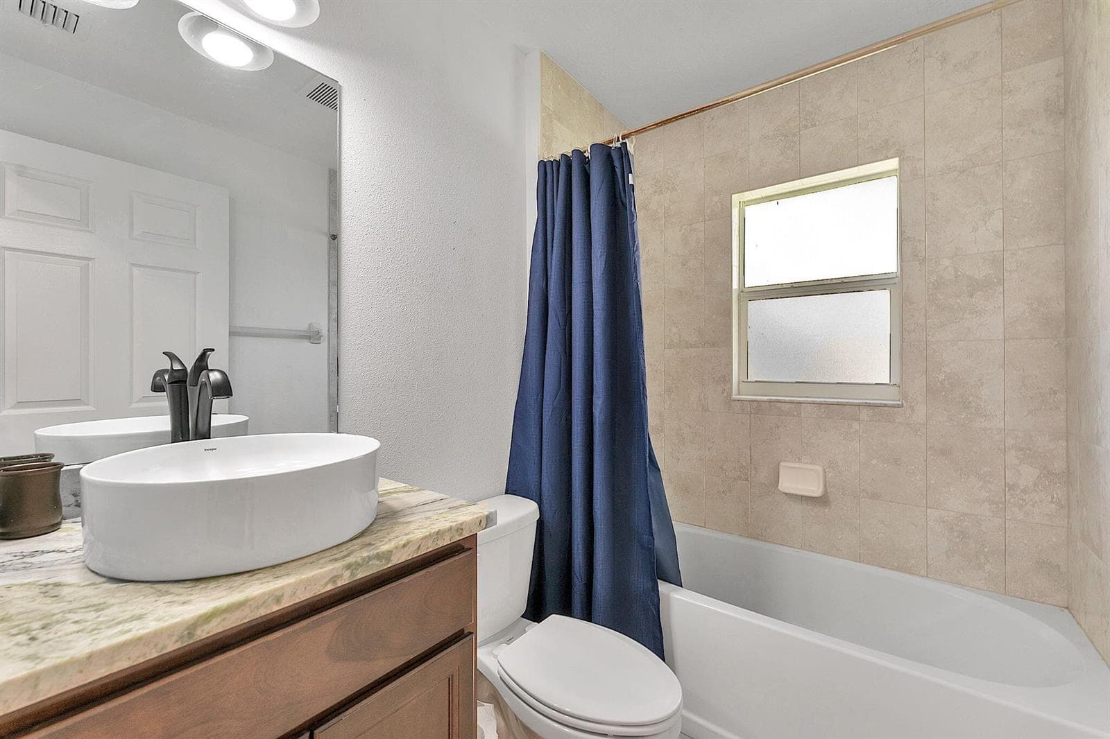 9728 STARBOARD Drive, Fort Pierce, FL 34945 — zdjęcie 2