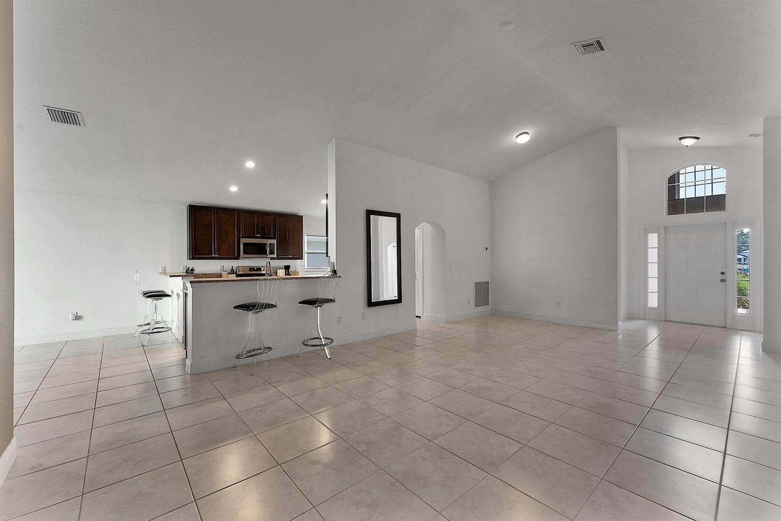 9728 STARBOARD Drive, Fort Pierce, FL 34945 — zdjęcie 4
