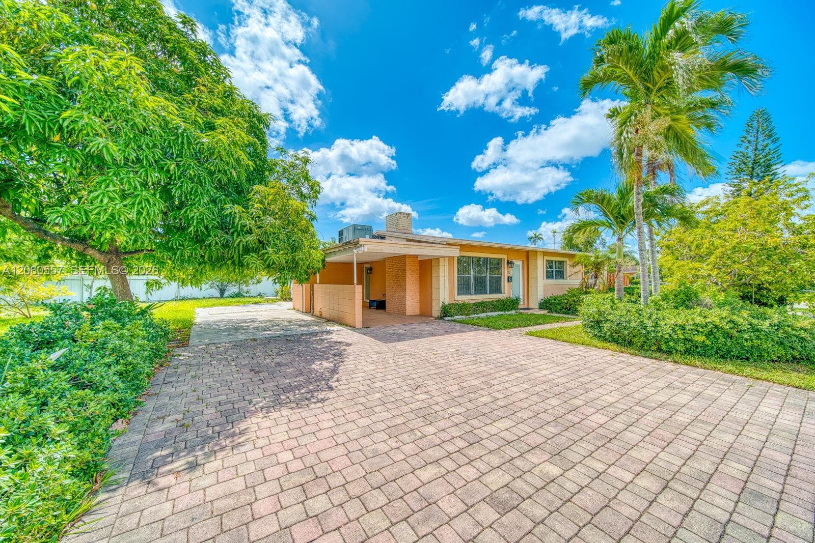 155 NW 191st St, Miami Gardens, FL 33169 — zdjęcie 3