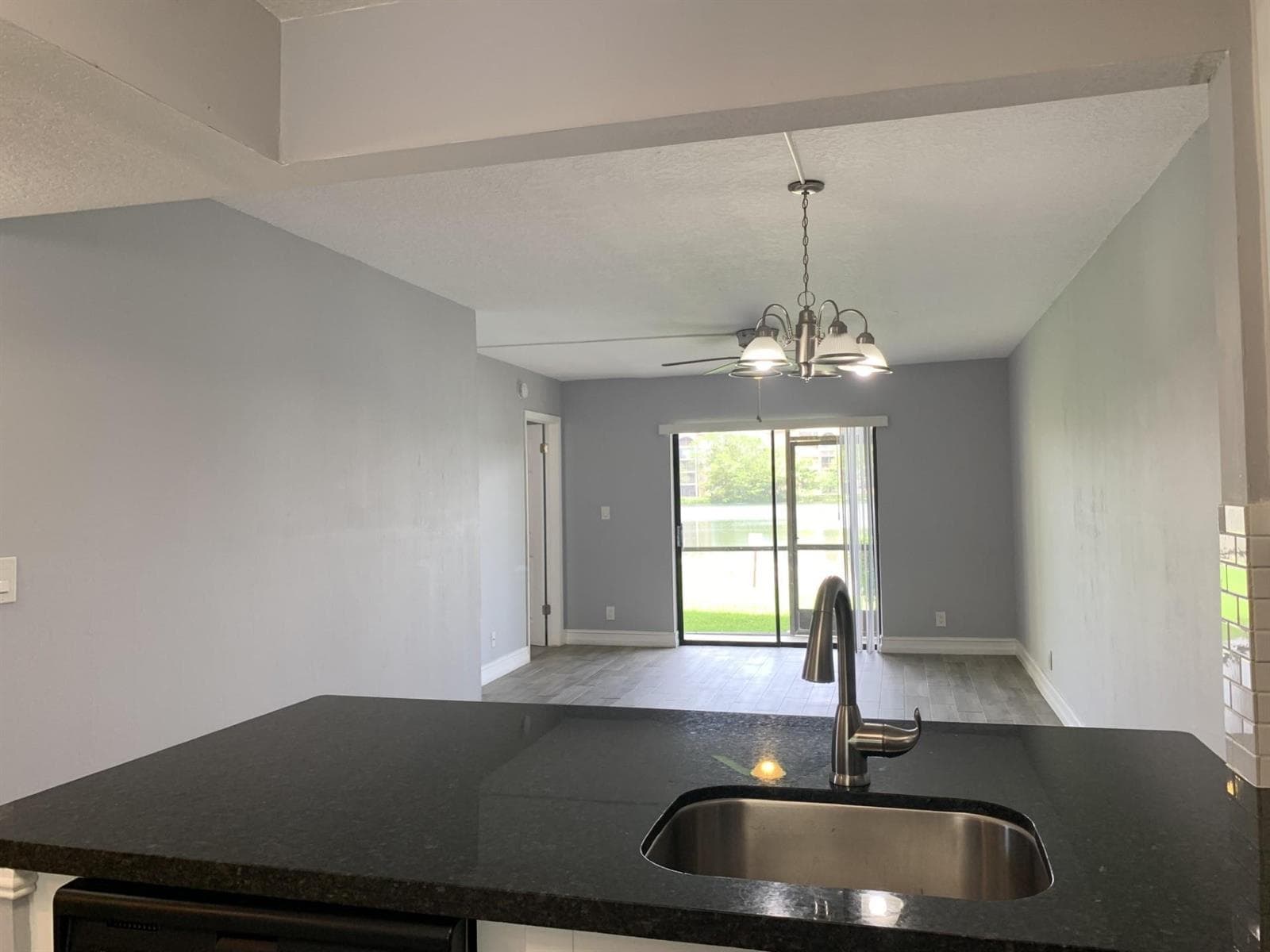 10011 Winding Lake Road # 101, Sunrise, FL 33351 — zdjęcie 3