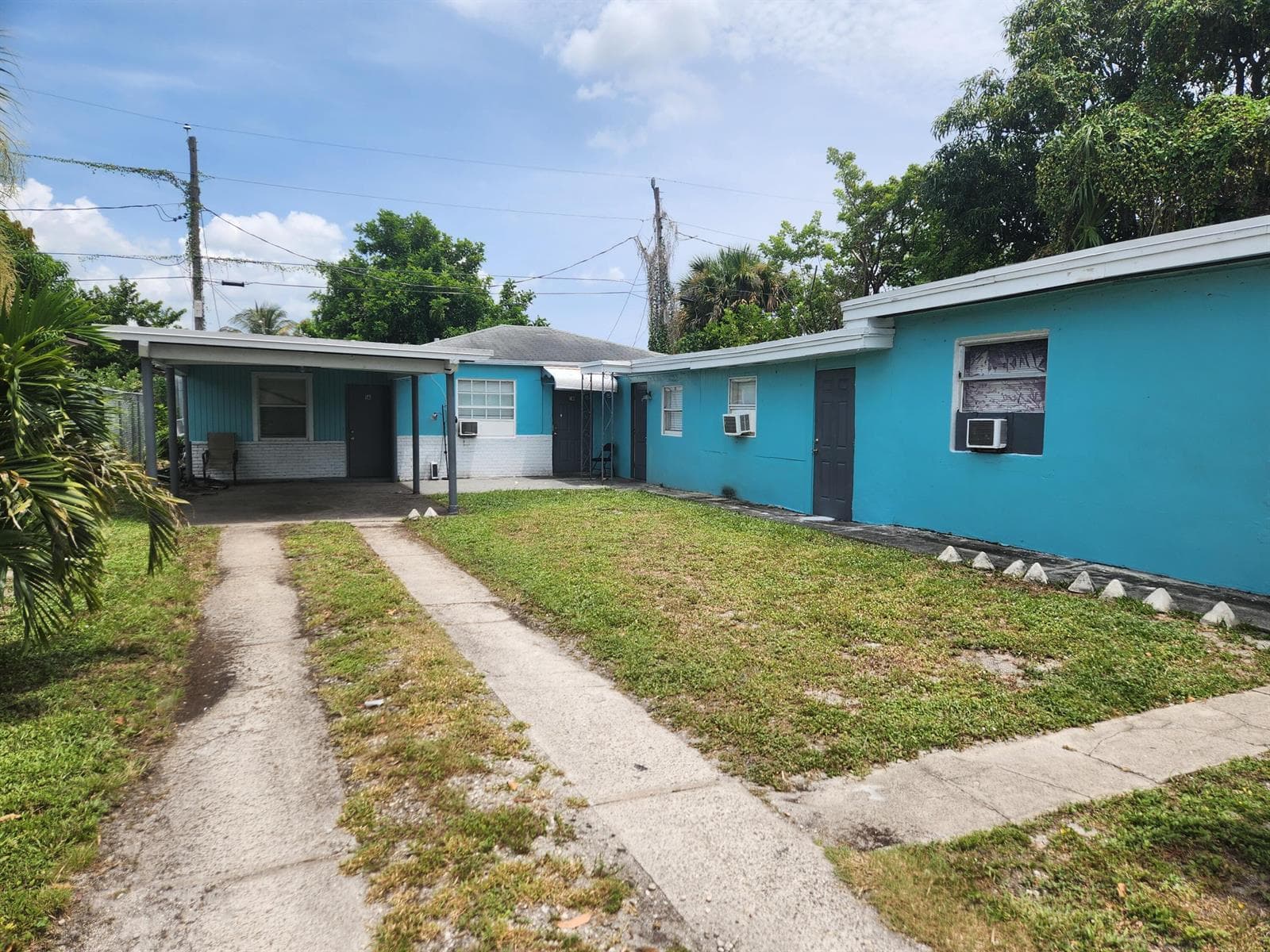 134 W 24TH W # 1, Riviera Beach, FL 33404
