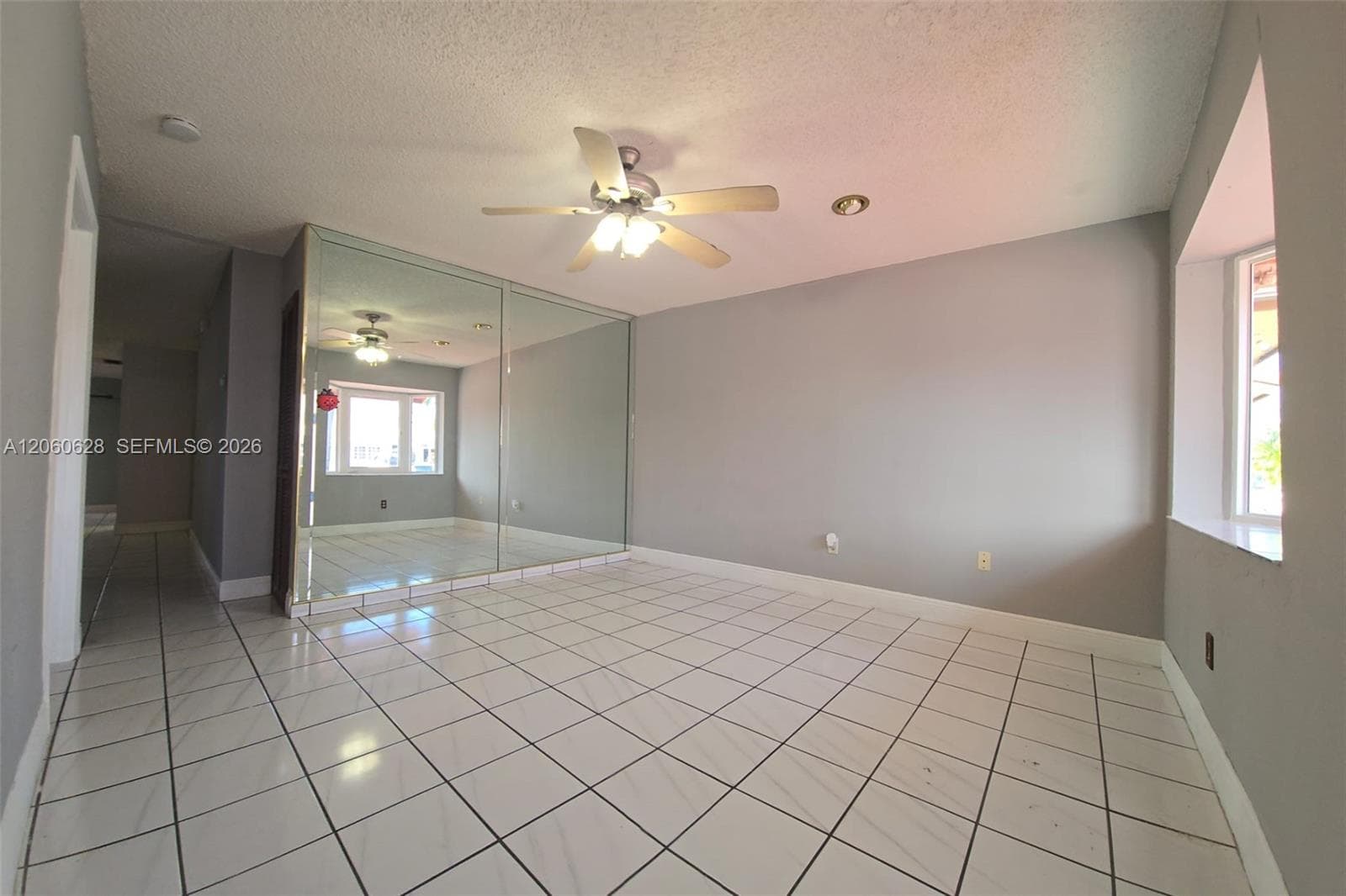 8810 NW 114th Ter, Hialeah Gardens, FL 33018 — zdjęcie 2