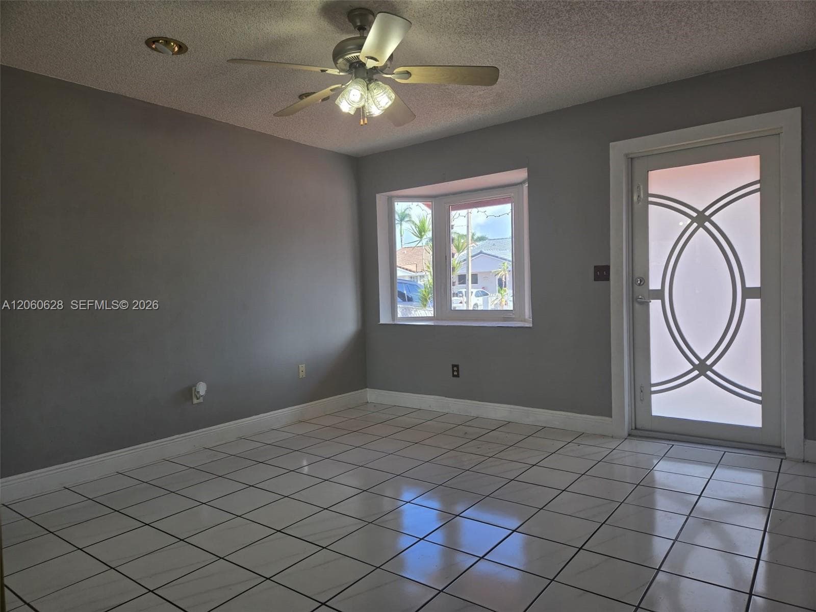 8810 NW 114th Ter, Hialeah Gardens, FL 33018 — zdjęcie 3