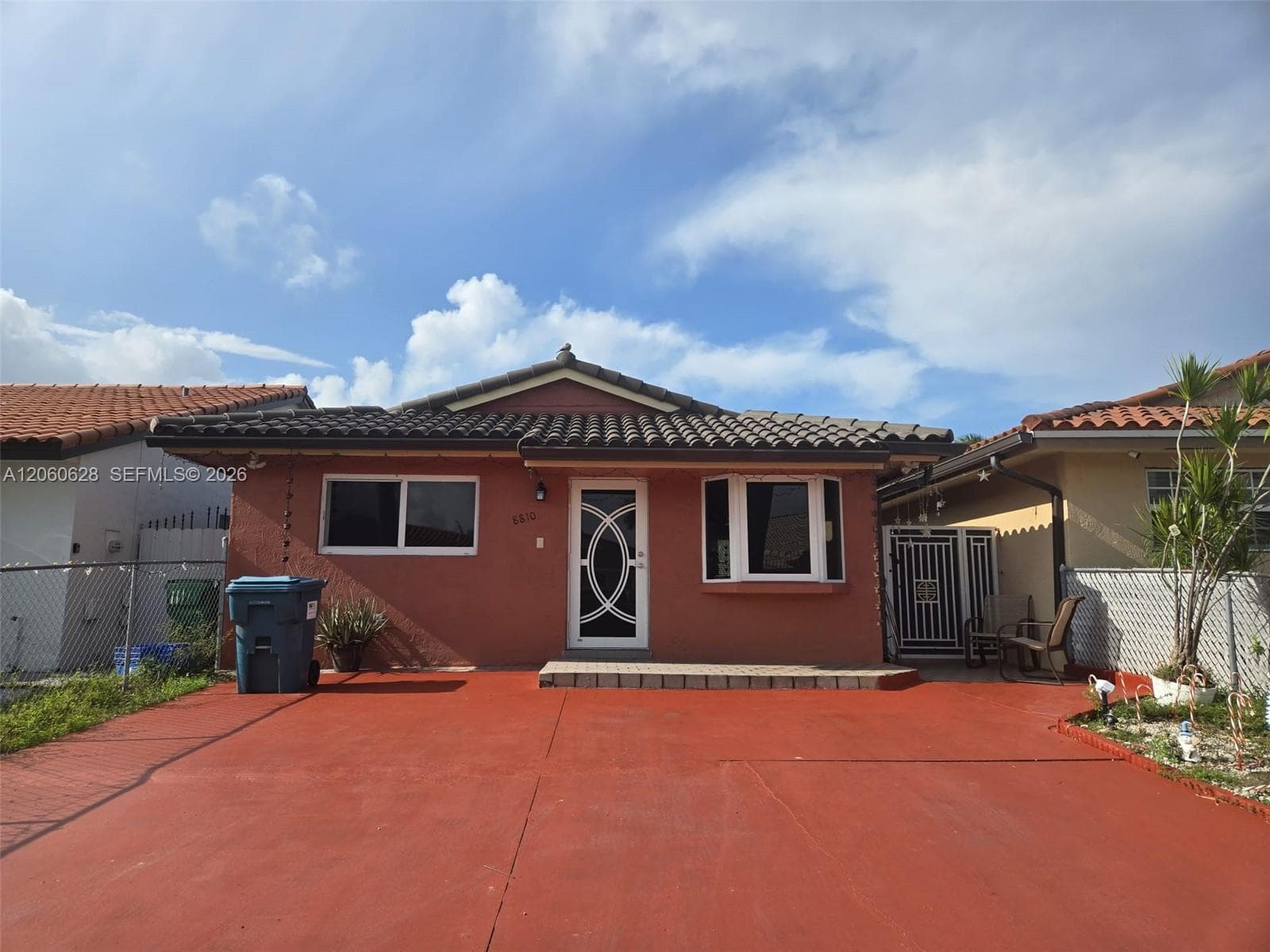 8810 NW 114th Ter, Hialeah Gardens, FL 33018