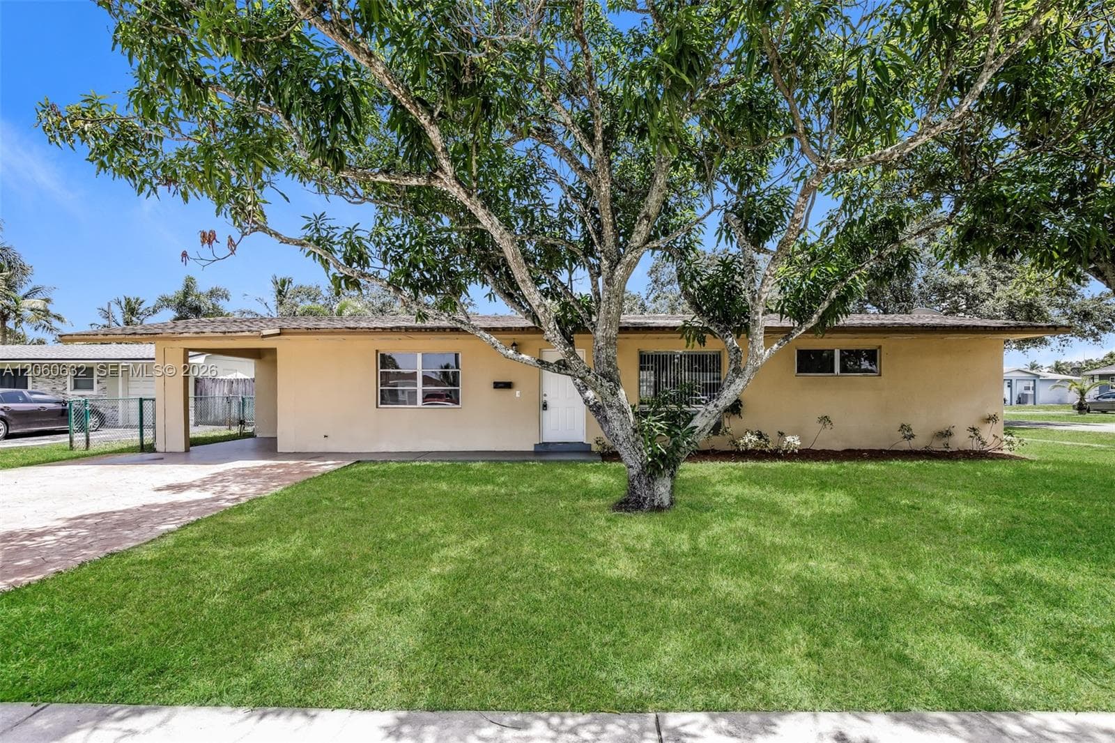 4896 NW 6th Ct, Plantation, FL 33317