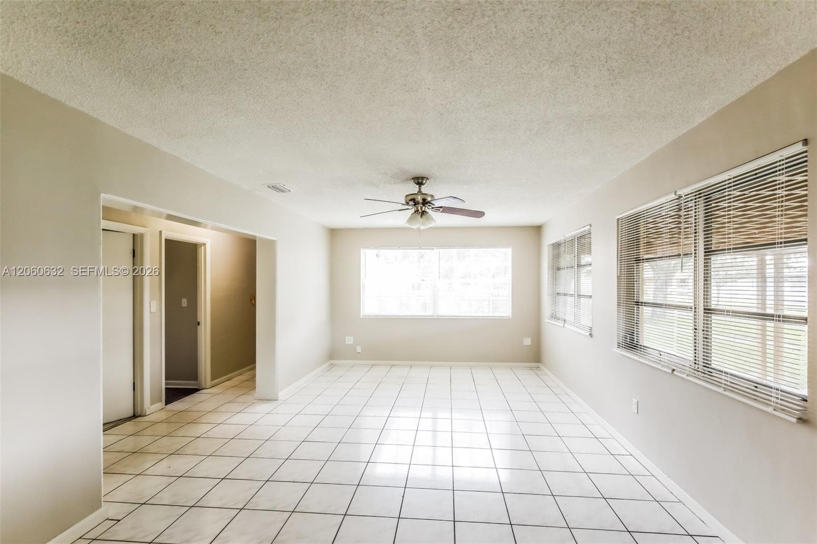 4896 NW 6th Ct, Plantation, FL 33317 — zdjęcie 4