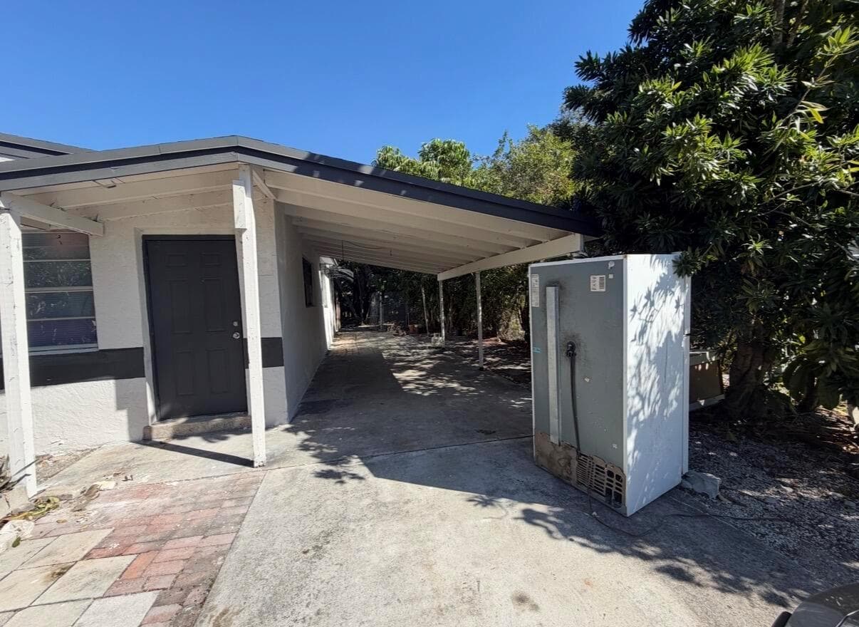 313 SW 15TH Terrace, Delray Beach, FL 33444
