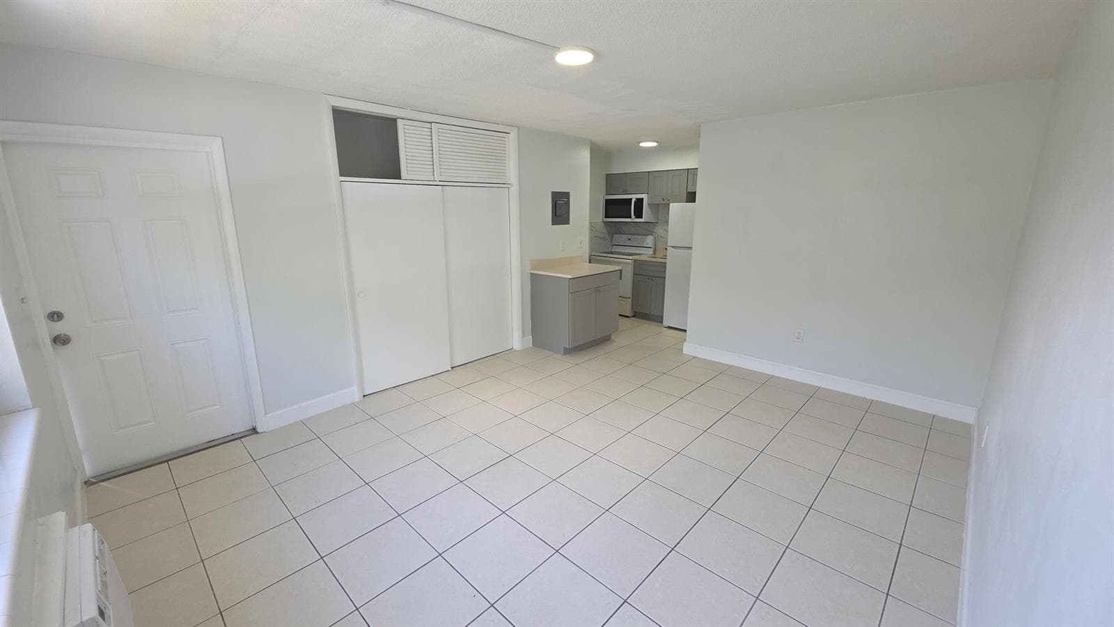 7311 VENETIAN Street # 6, Miramar, FL 33023