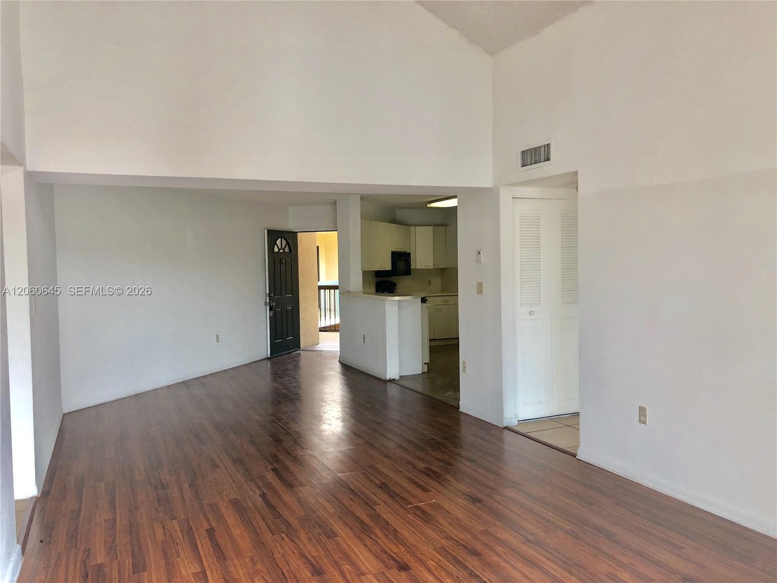 6280 NW 186th St # 311, Hialeah, FL 33015 — zdjęcie 3