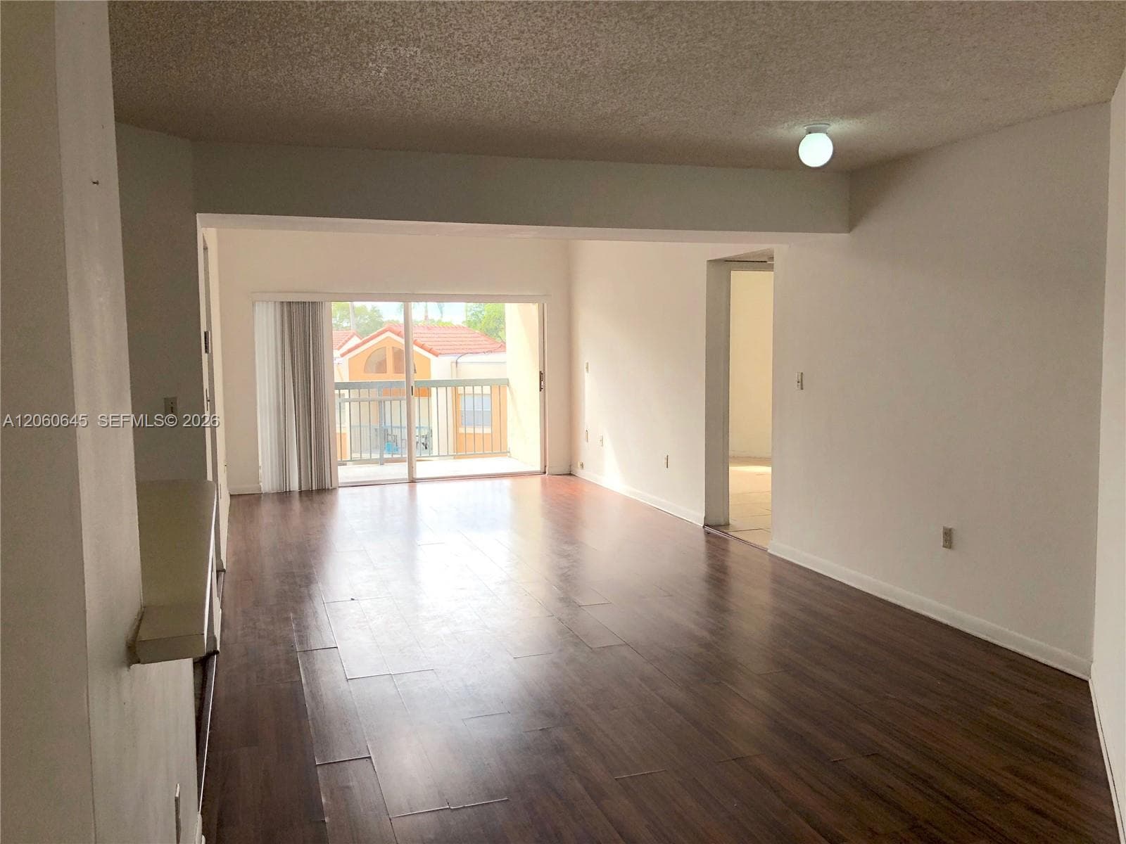 6280 NW 186th St # 311, Hialeah, FL 33015 — zdjęcie 4