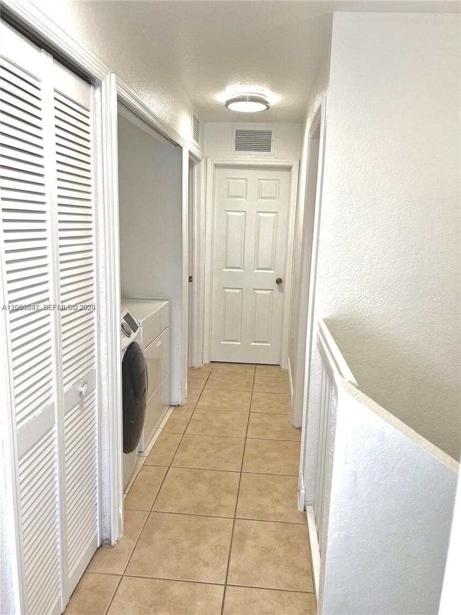 8885 SW 221st Ter, Cutler Bay, FL 33190 — zdjęcie 3