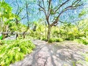 400 NE 86th St # 400, El Portal, FL 33138 — zdjęcie 4
