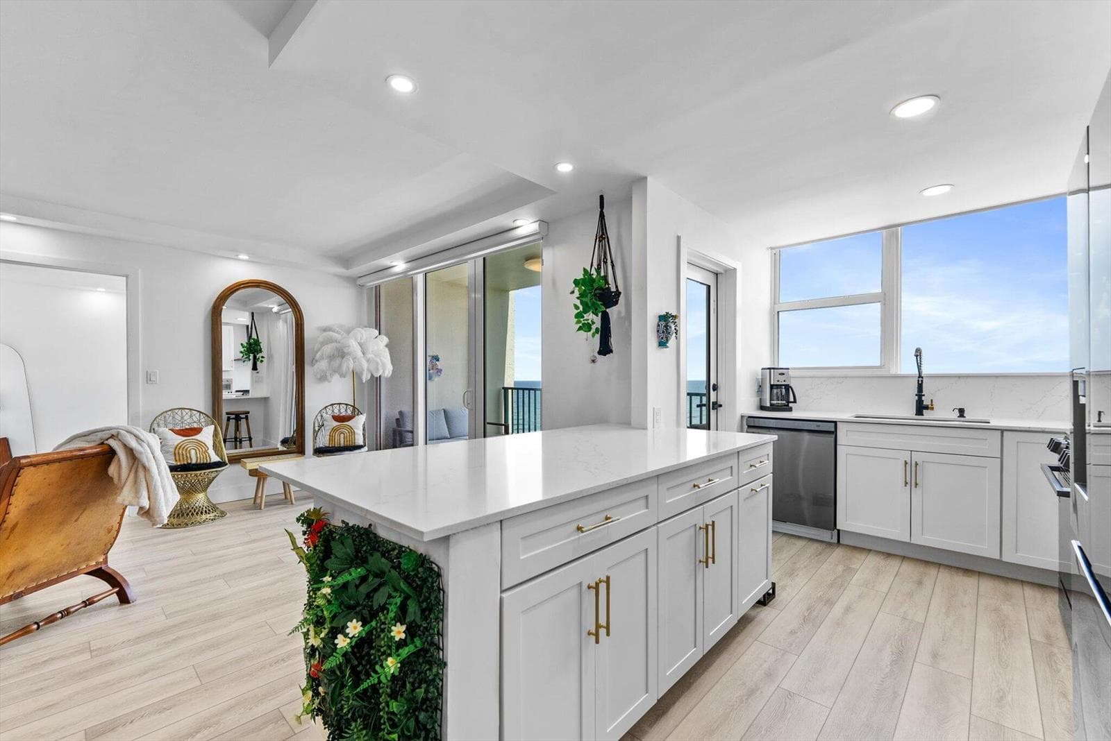 1237 HILLSBORO MILE # 604, Hillsboro Beach, FL 33062 — zdjęcie 3